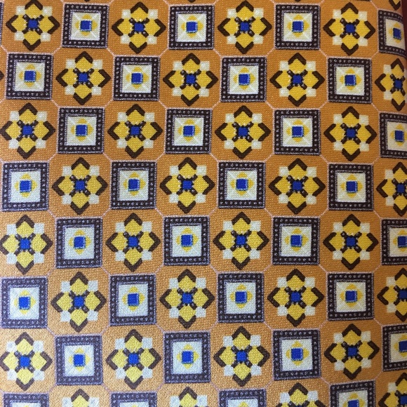 Tie - Picture 4 of 7